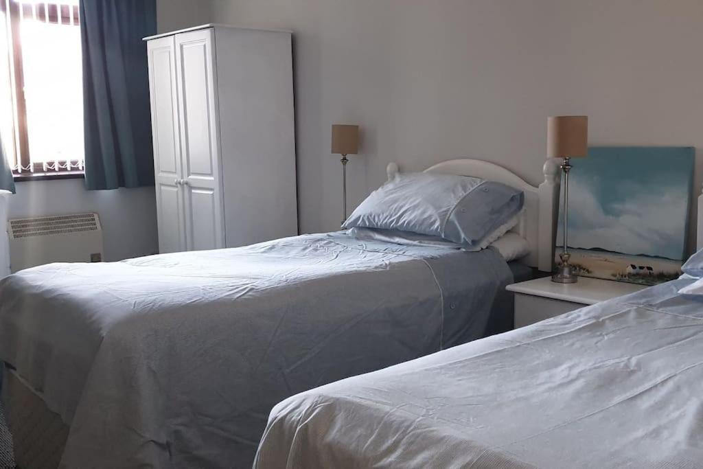 Seafront Apartment, Ground Floor, Free Parking نيوكاسل المظهر الخارجي الصورة